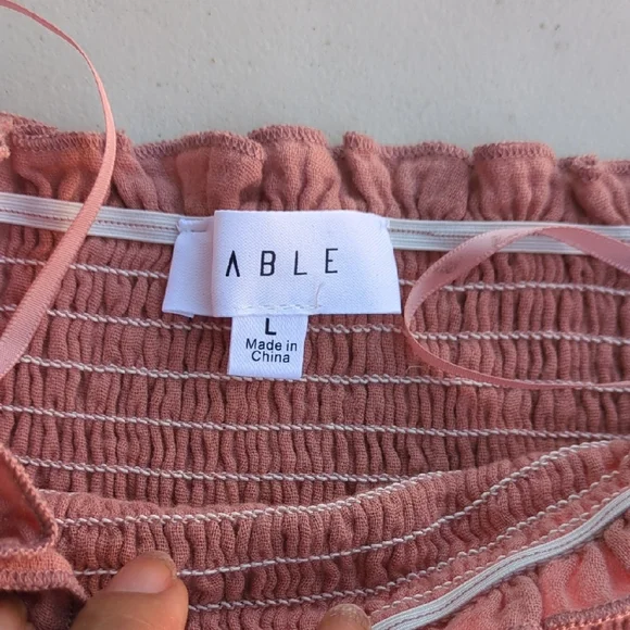 MARBLE‎ Pink Smocked Crop Top - Picture 5 of 8